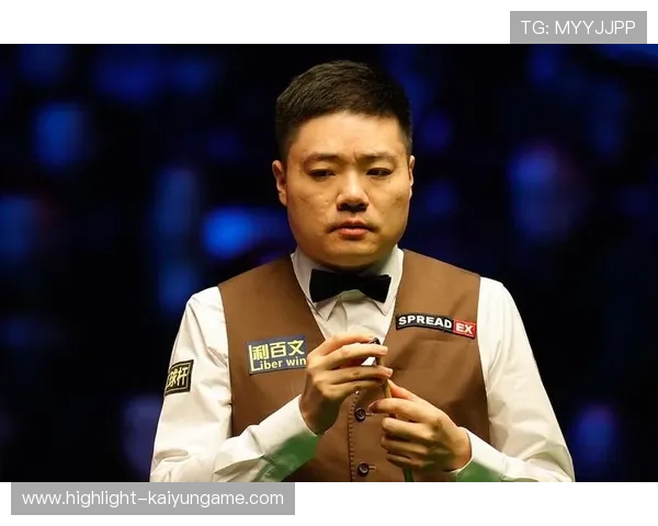 丁俊晖逆风两连鞭，稳进英锦赛16强